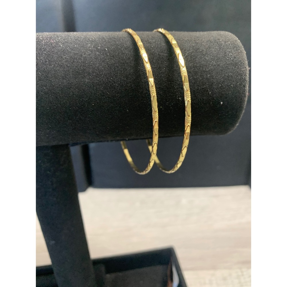 Gold Tone Etched Diamond Cut Bangle Bracelets Set of 2 Size 8.5